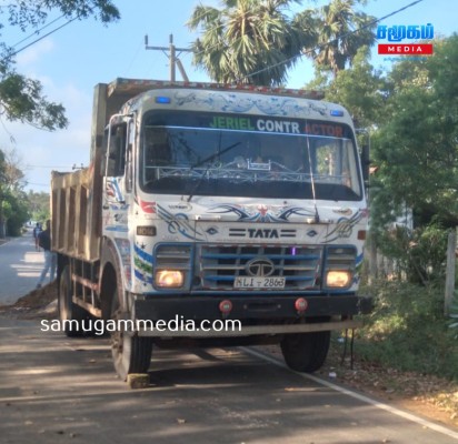 யாழில் பொலிஸாரின் கட்டளையை மீறி பயணித்த டிப்பர் மீது துப்பாக்கிச் சூடு; ஒருவர் காயம் 